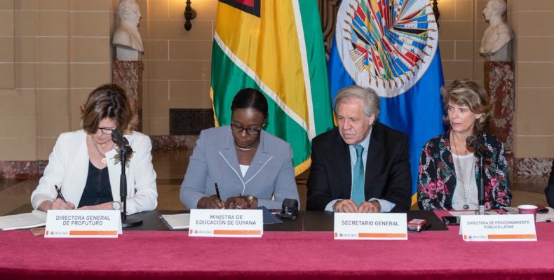 Guyana signs major agreement to bridge the technological gap between Coastal and Hinterland schools