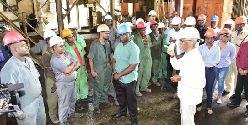 ‘I am not here to bury sugar industry’: President meets with Albion workers