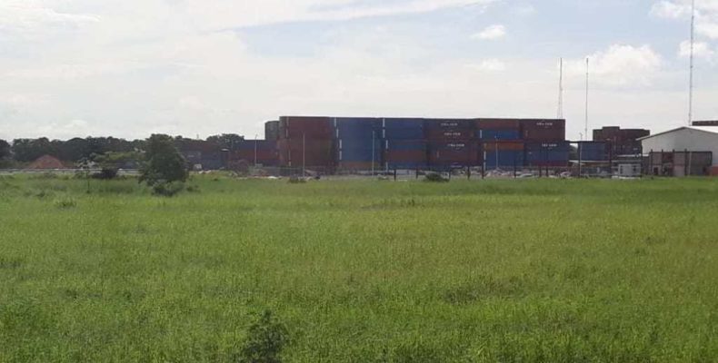 Residents protest proposed chemical warehouse to be built in City