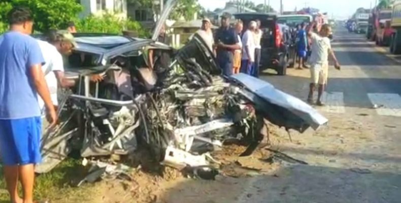 Five dead following Friendship smash-up