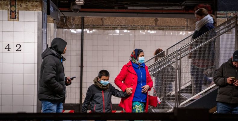 Coronavirus: Trump suspends travel from Europe to US
