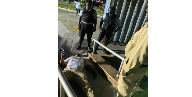 Police threaten to arrest political party reps if they fail to leave site of national recount