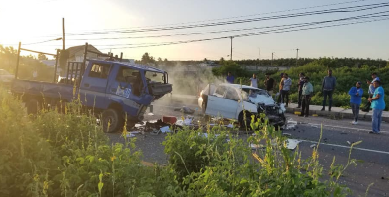 Three persons die in East Coast smash-up