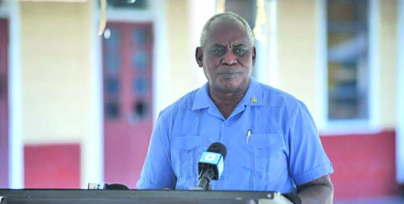 Benn wants outstanding prison escapees to surrender