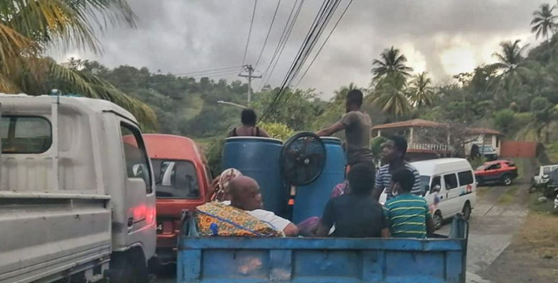 Guyanese in St Vincent form bond