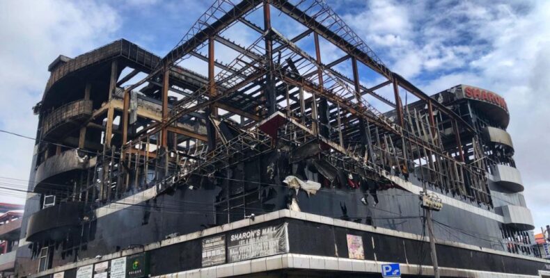 Sharon’s Mall: Smoke was too much; Fire Chief fainted at scene