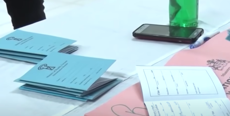 Police to go after persons buying COVID vaccination cards