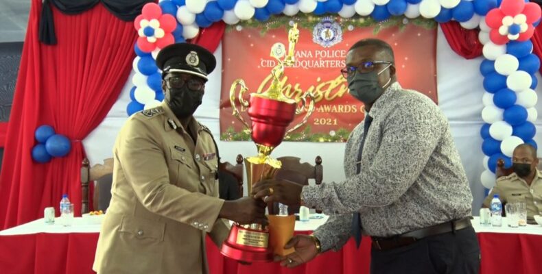 Awards, promotions and gifts for outstanding CID ranks