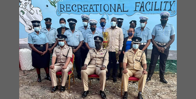 Policewoman who returned money among 12 promoted on the spot