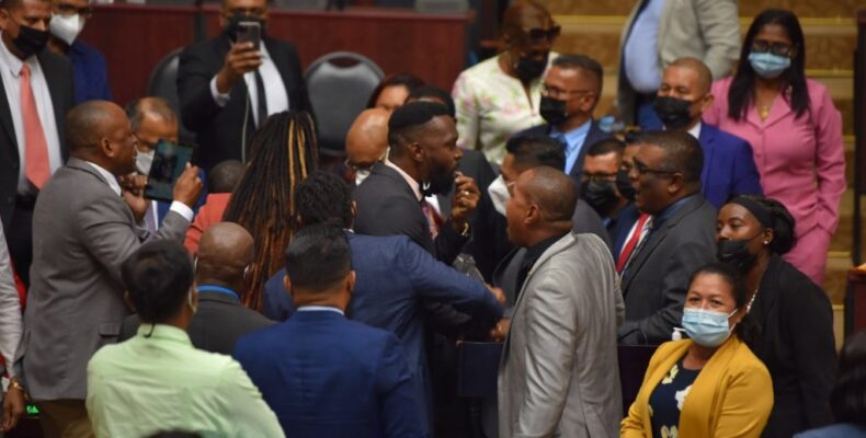 Oil & Gas Energy Chamber condemns ‘vulgarity’ of Opposition MPs