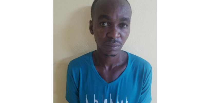 Taxi driver pleads guilty to armed robberies, jailed for 6 years