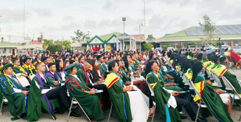 Over 2,200 students to graduate from UG