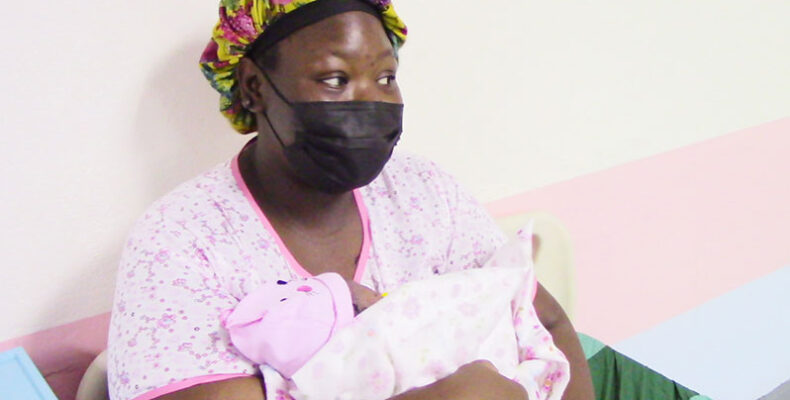 Bouncing baby girl safely delivered in car