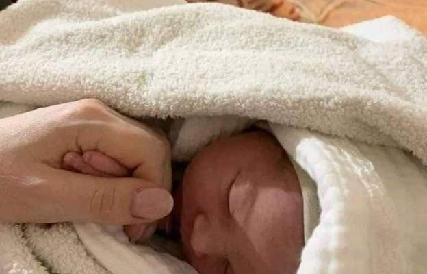 Baby born on Kyiv metro