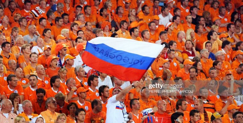 FIFA orders Russia not to play under national flag