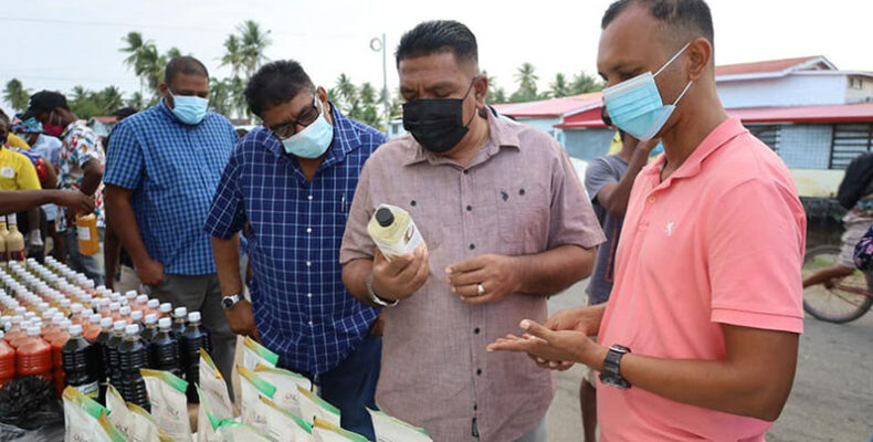 Agriculture Ministry takes Farmers’ Market to Albion