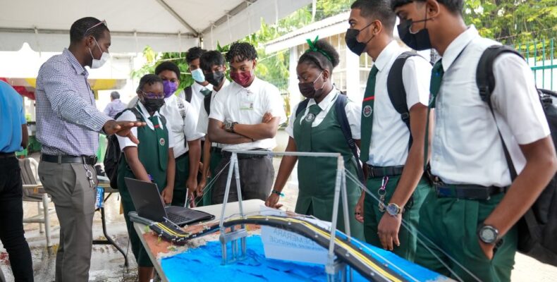 Students’ design of new Harbour Bridge on display at ‘Tech Expo’