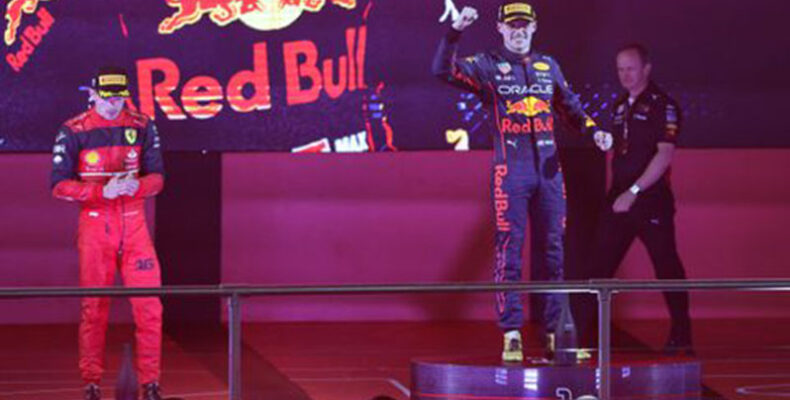 Verstappen outduels Leclerc for dramatic win in Saudi Arabian GP