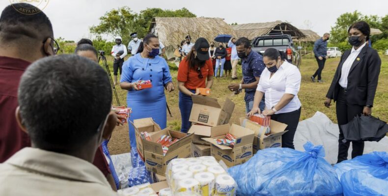 First Lady assists Venezuelan migrants in Reg. 1