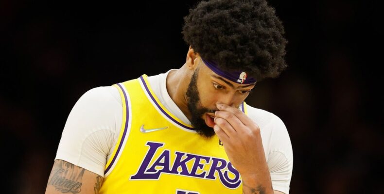 NBA: Lakers eliminated from playoff contention