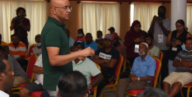 Some Surinamese against licensing Guyanese fishermen, gov’t relentless in finding solution’ – Jagdeo