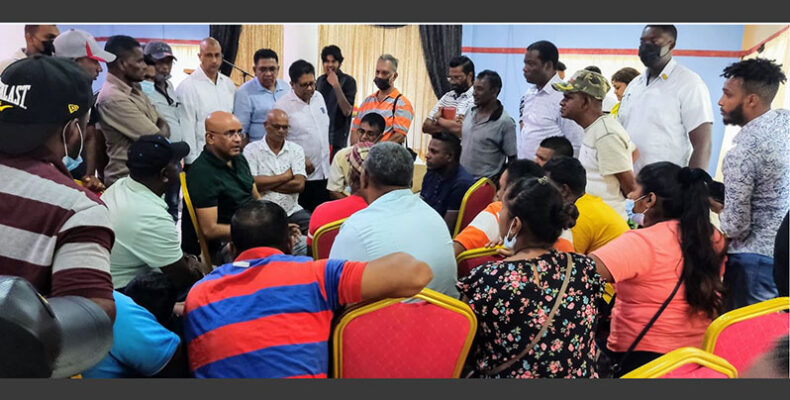 Surinamese officials ‘pushing back’ on licensing Guyanese fishermen
