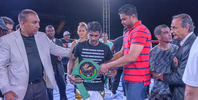 Dharry outlasts Penalba to capture WBC International SuperFlyweight tile