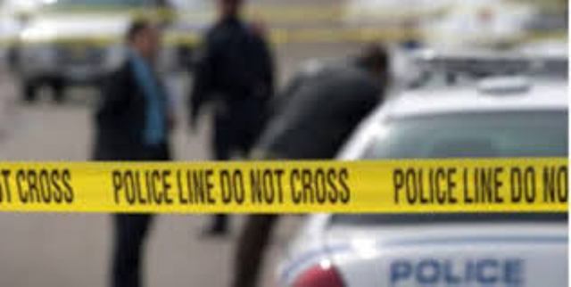 Aircraft mechanic, business manager robbed on Hadfield Street