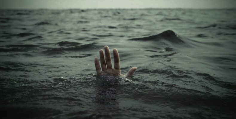 Unidentified miner missing following mishap in Mazaruni River