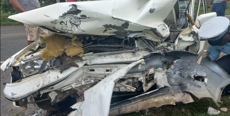 25-year-old dies in Mahaicony smash-up