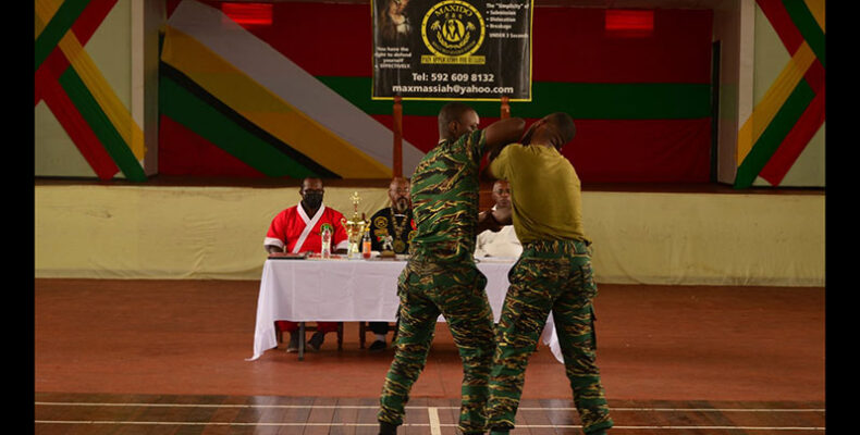GDF ranks complete Maxido self defence training