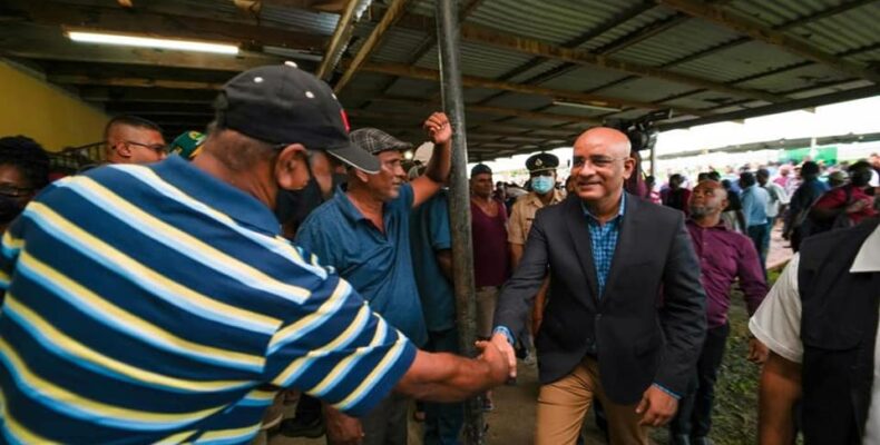 Assistance for unemployed Uitvlugt Estate sugar workers