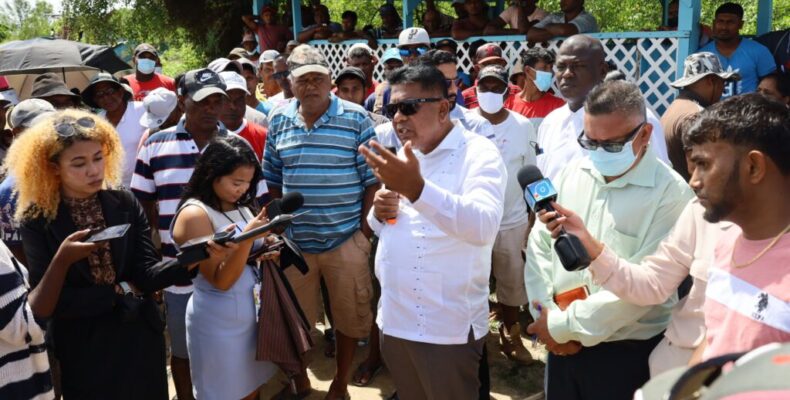 Fisherfolk to receive $150k cash grant by next week; urged not to cheat the system