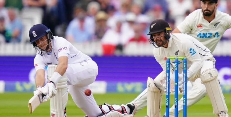 Root and Stokes put England in sight of stunning victory
