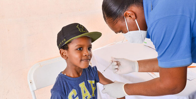 Parents urge others to get their children ‘vaxxed’ against COVID-19