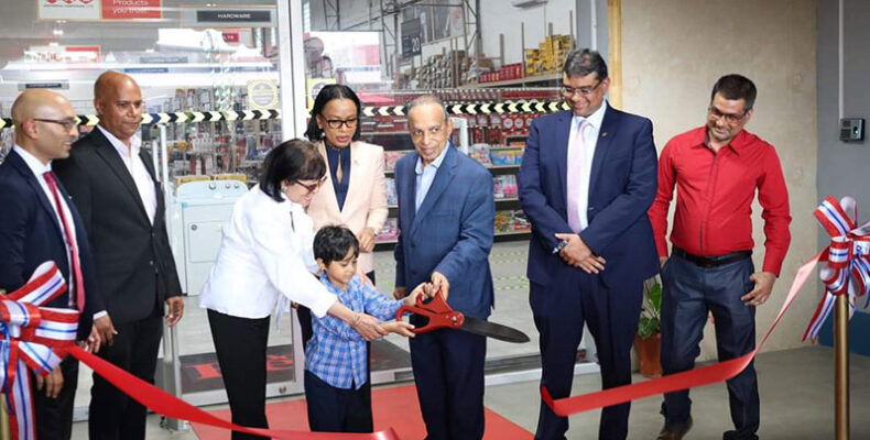 National Hardware opens $400M ‘DO IT BEST’ Super Store