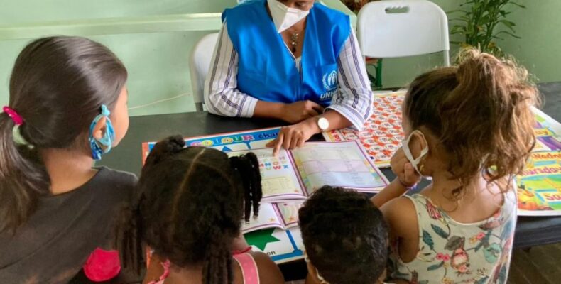 NGOs applaud Edu. Ministry for integrating migrant children into local schools