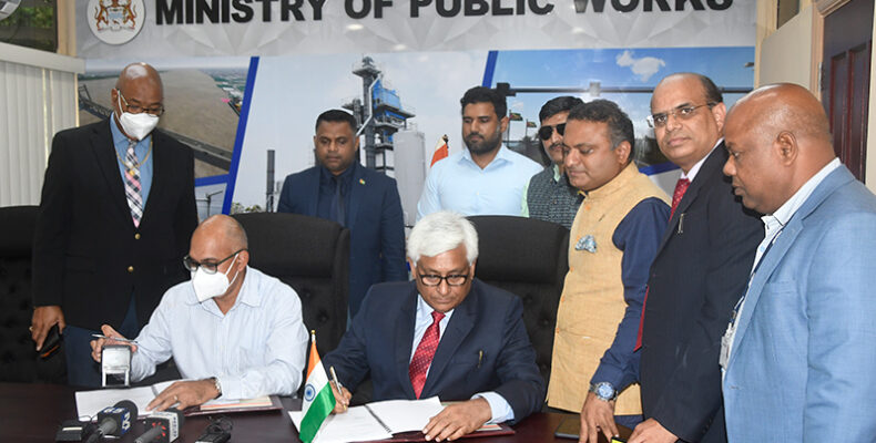 US$3.2M contract signed for supervision of East Coast-East Bank road link project