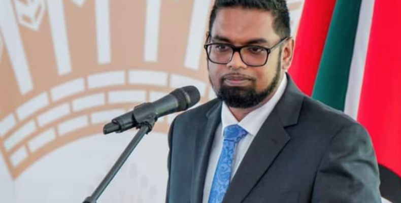 President declares no turning back for gas-to-shore energy project