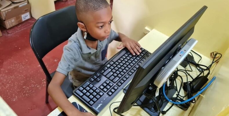 Rotary project sees upgrade to computer lab at Mocha Community Centre