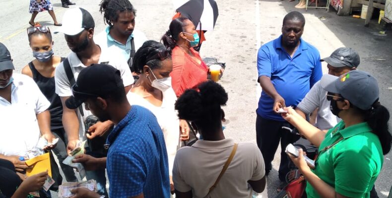 Long lines as GMC begins sugar sale at reduced price
