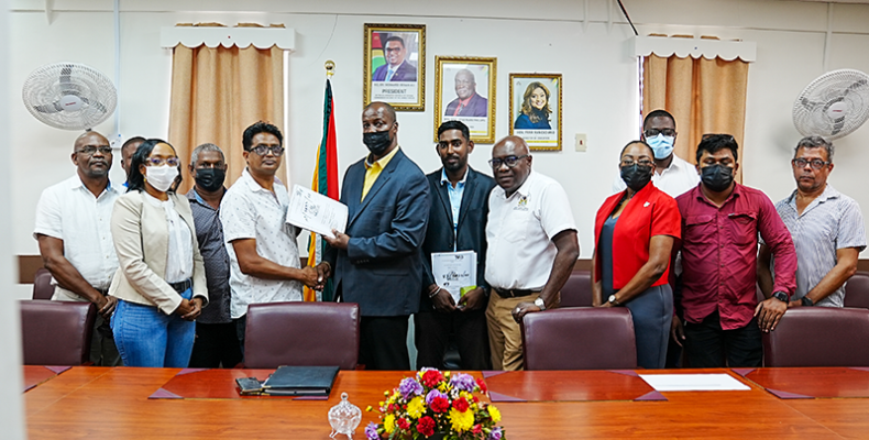 Contracts signed for construction of annexes at QC, BHS