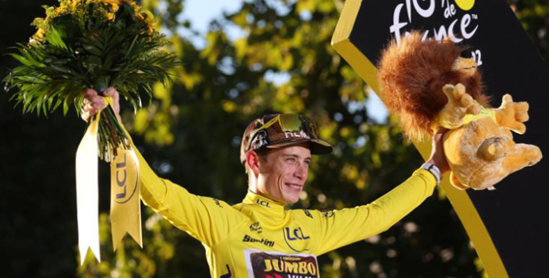 Vingegaard crowned Tour de France champion as Philipsen wins in Paris