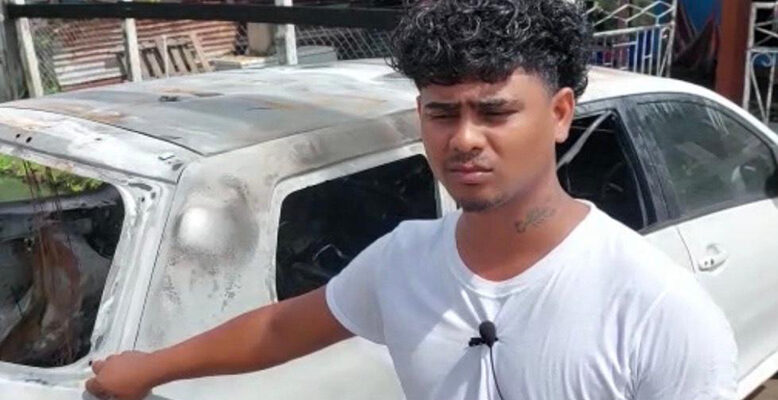 Car of taxi driver torched